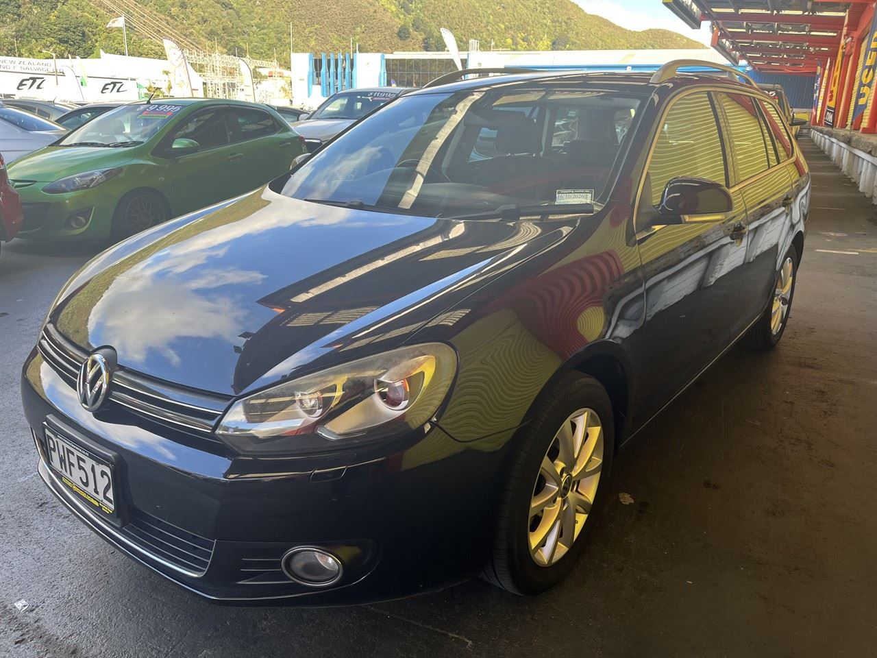 Vehicle image 3