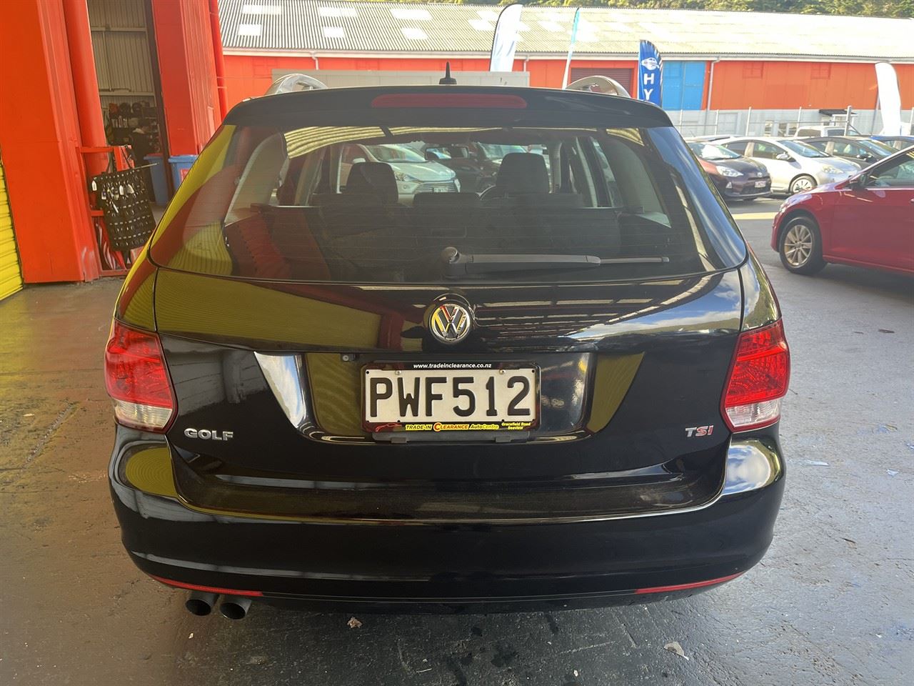 Vehicle image 5