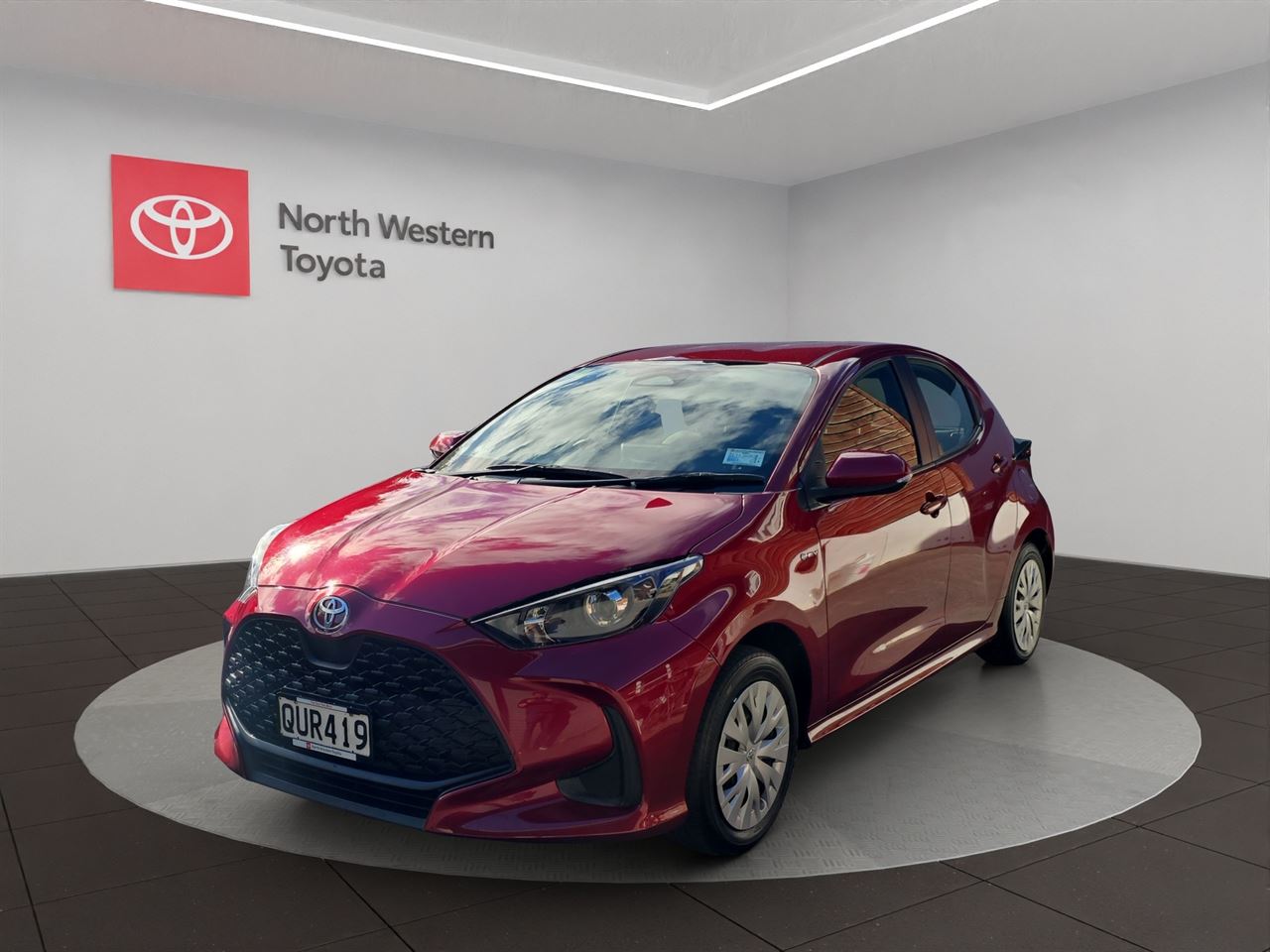Vehicle image 3