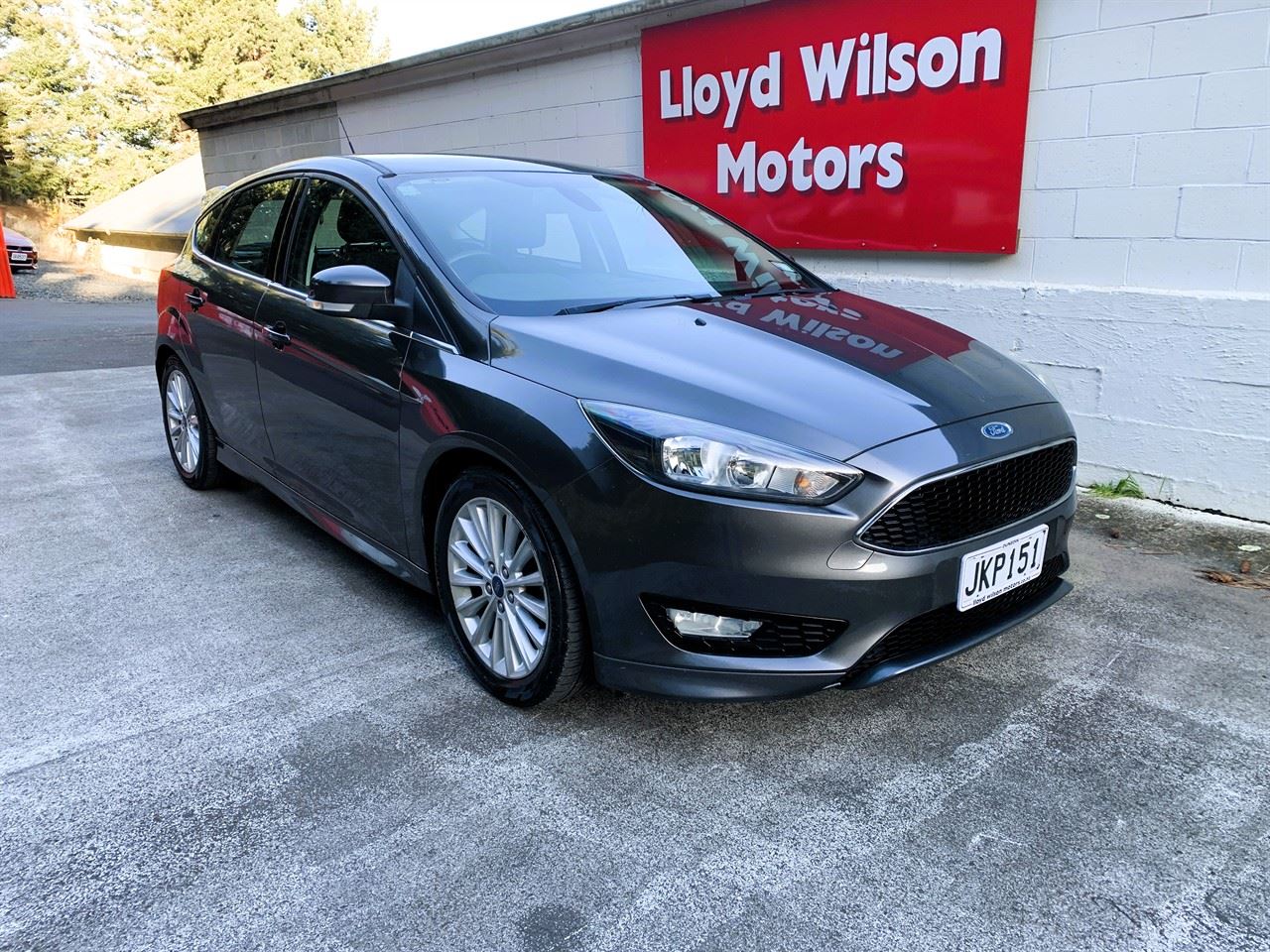 Vehicle image 1