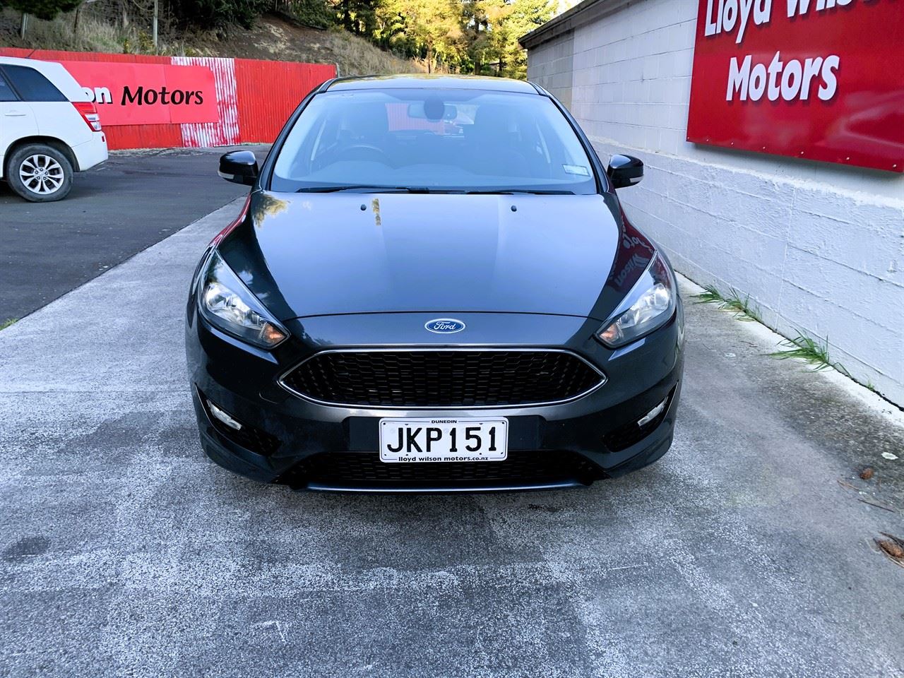Vehicle image 2