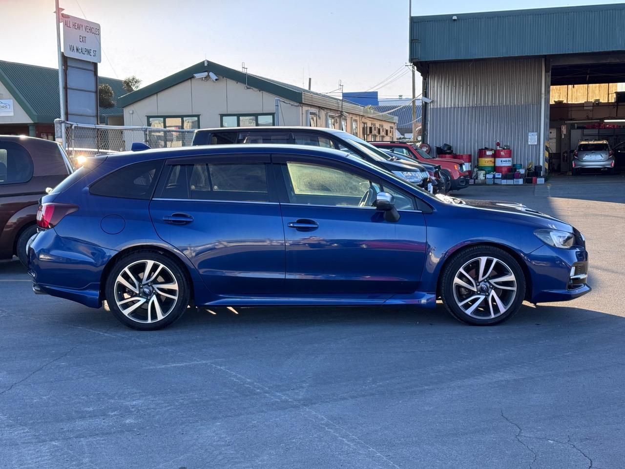 Vehicle image 4