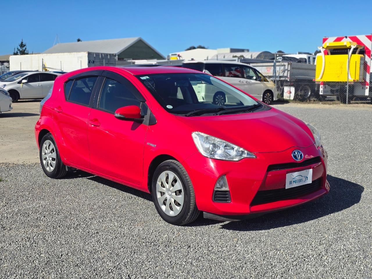 Vehicle image 3
