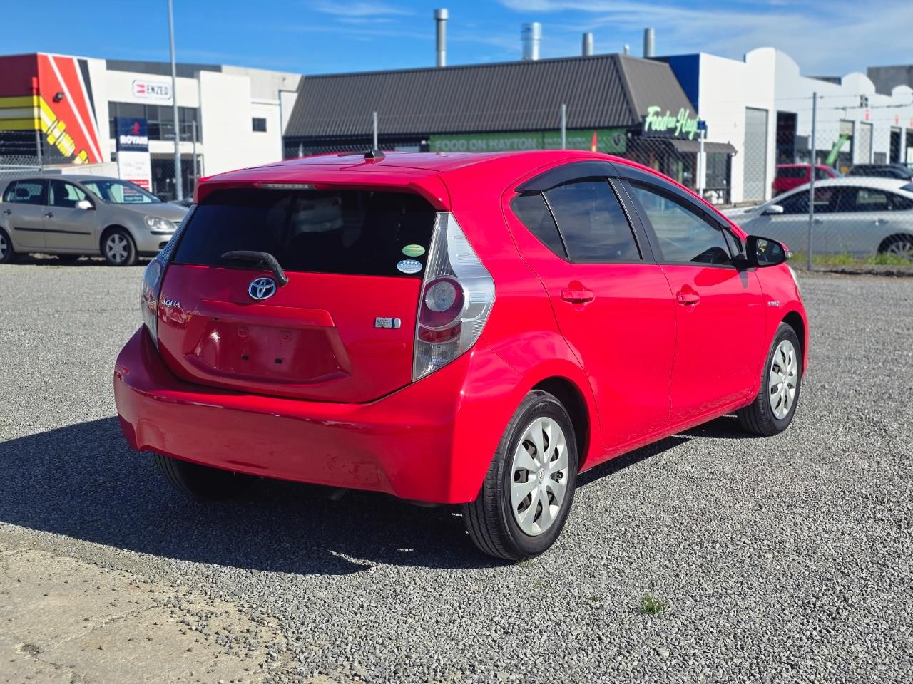 Vehicle image 5