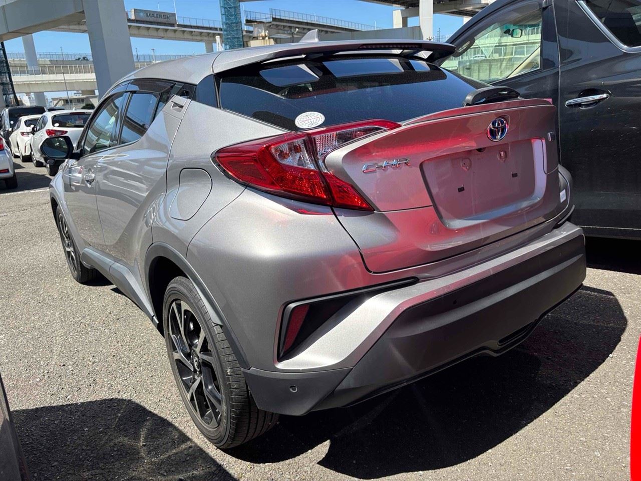 Vehicle image 4