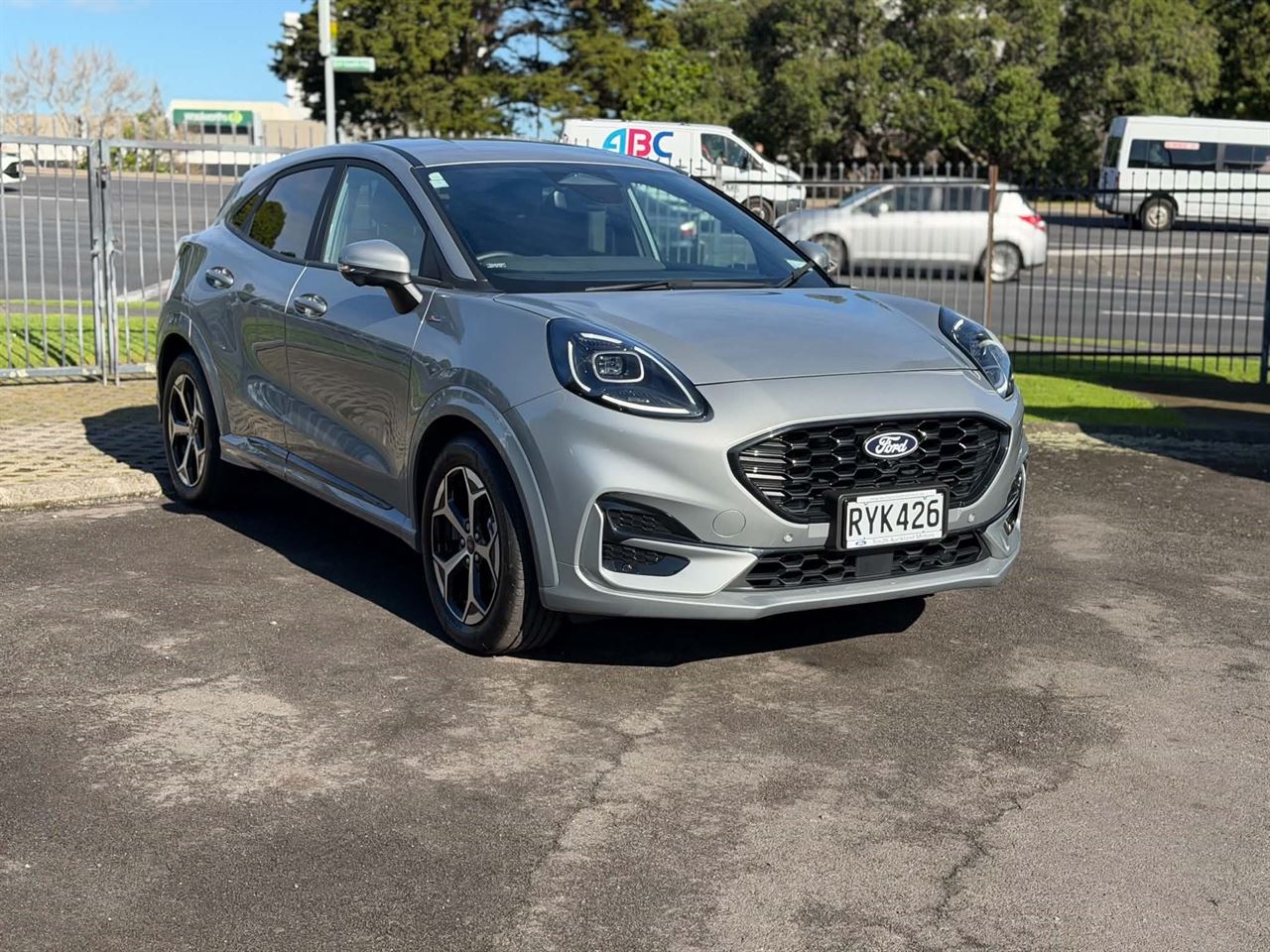 Vehicle image 1