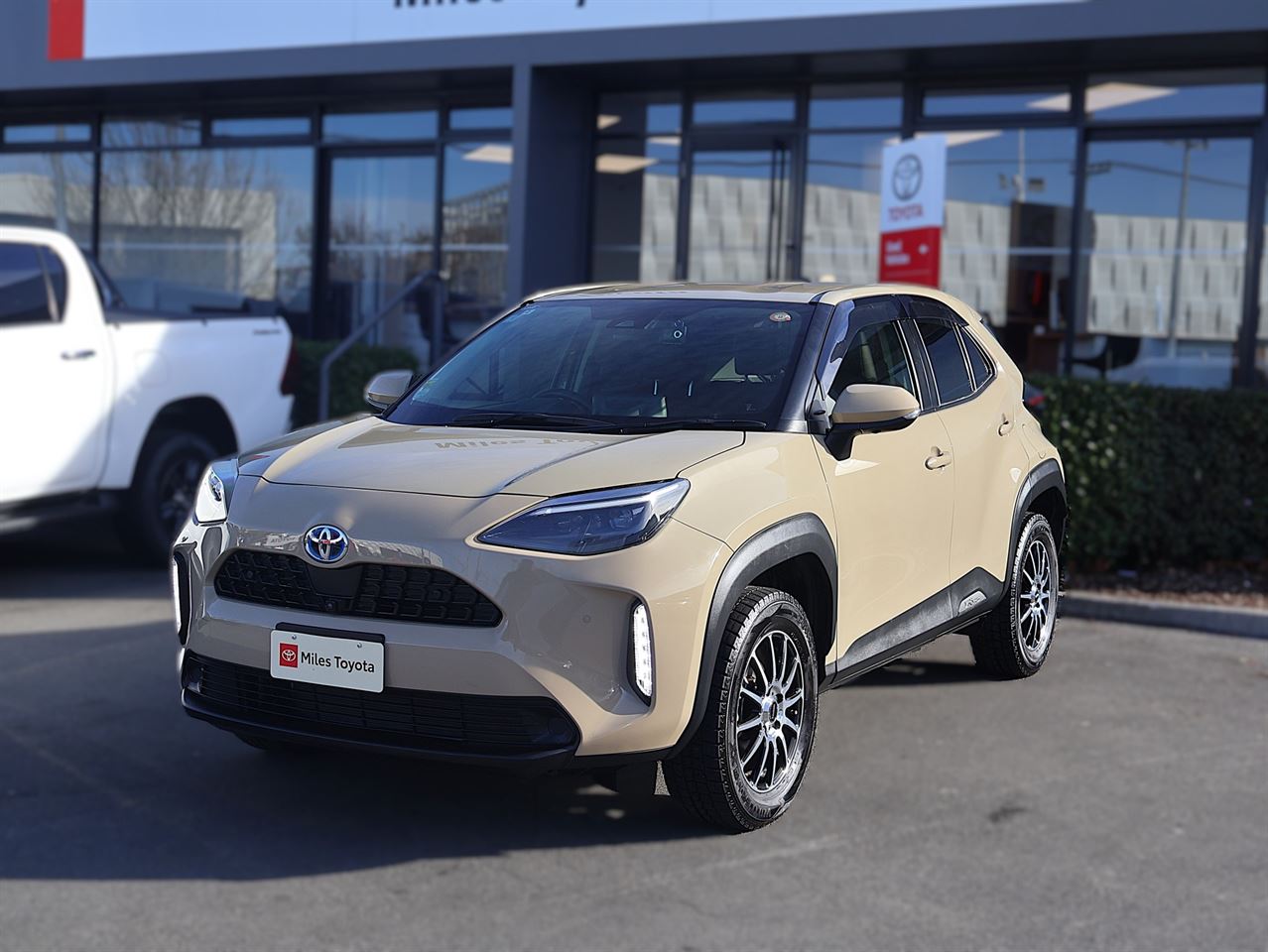 Vehicle image 3