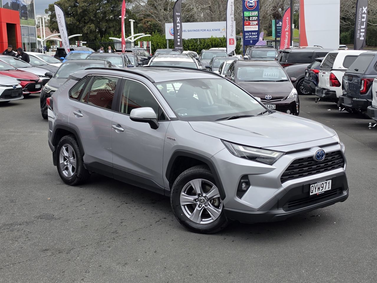 Vehicle image 4
