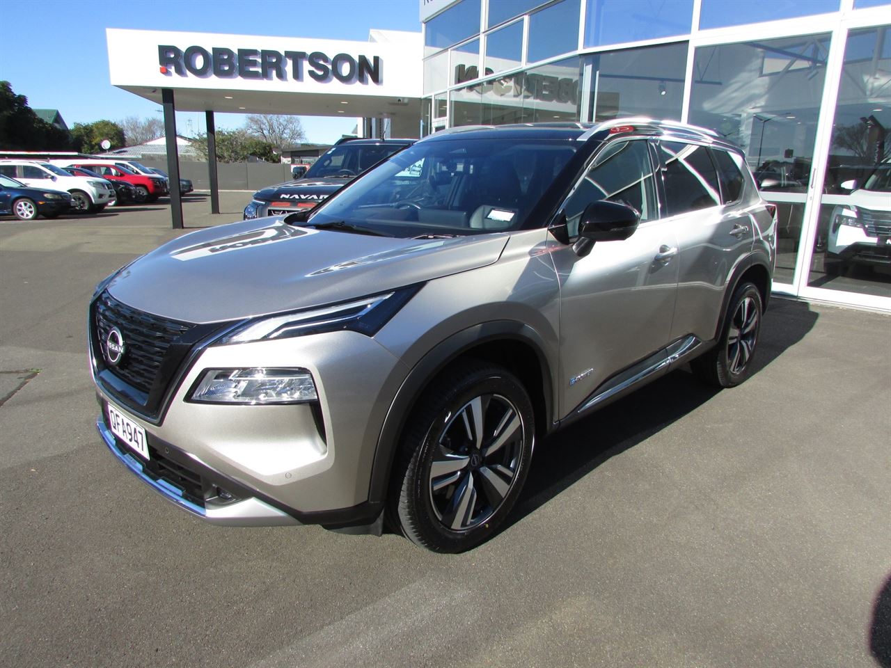 Vehicle image 4