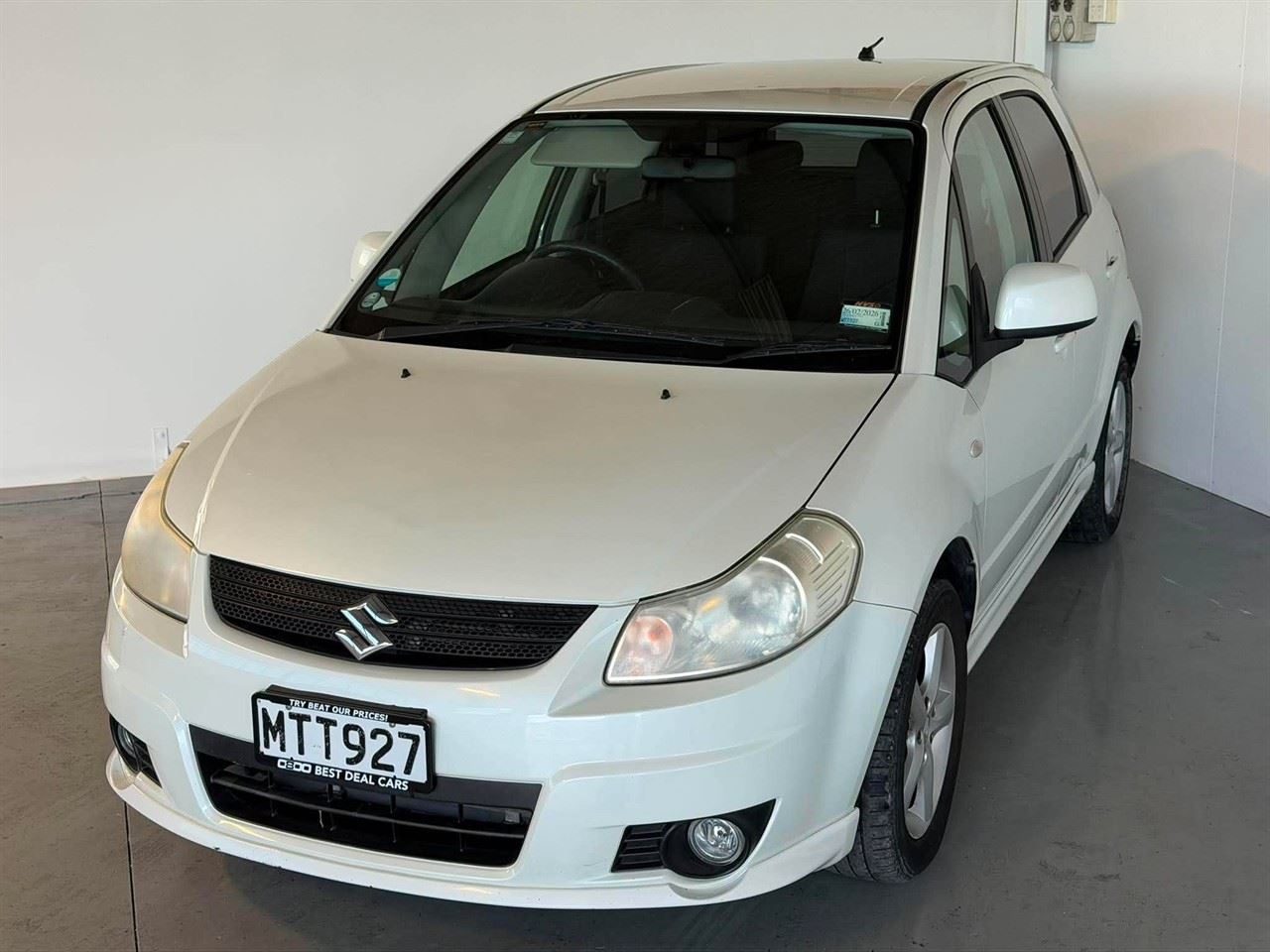 Vehicle image 3
