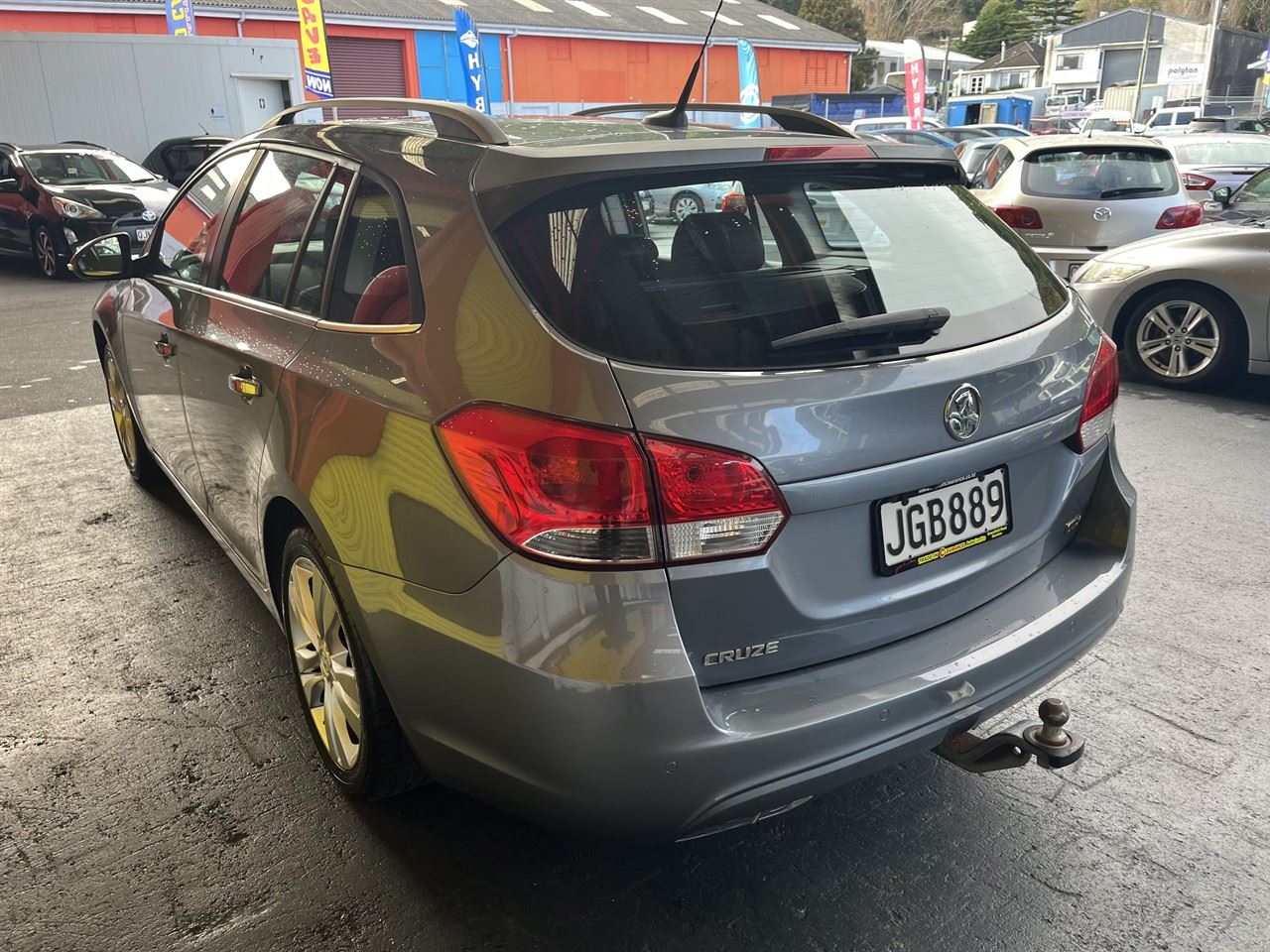 Vehicle image 4
