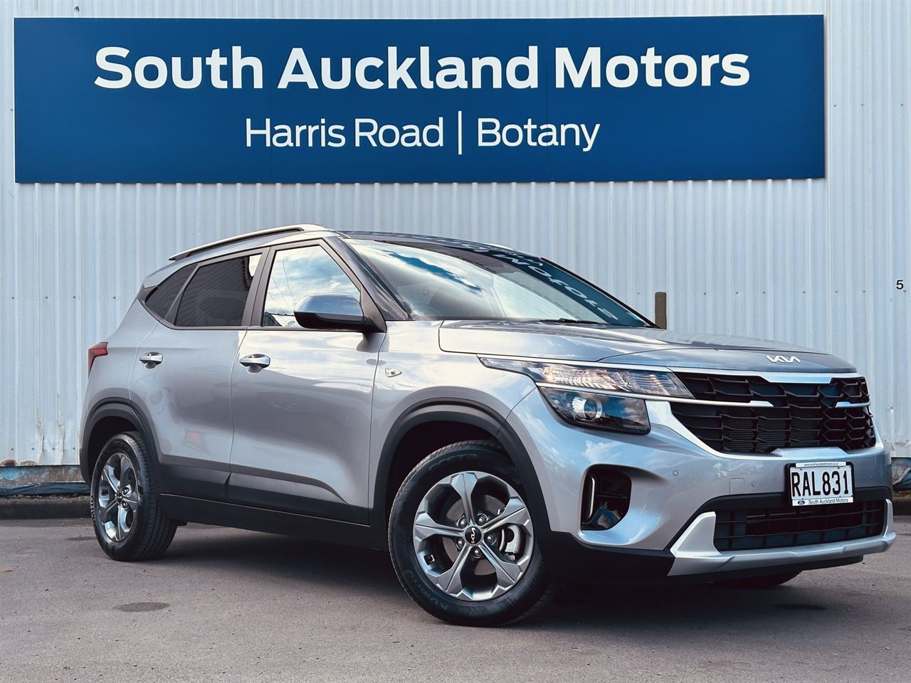 Vehicle image 1