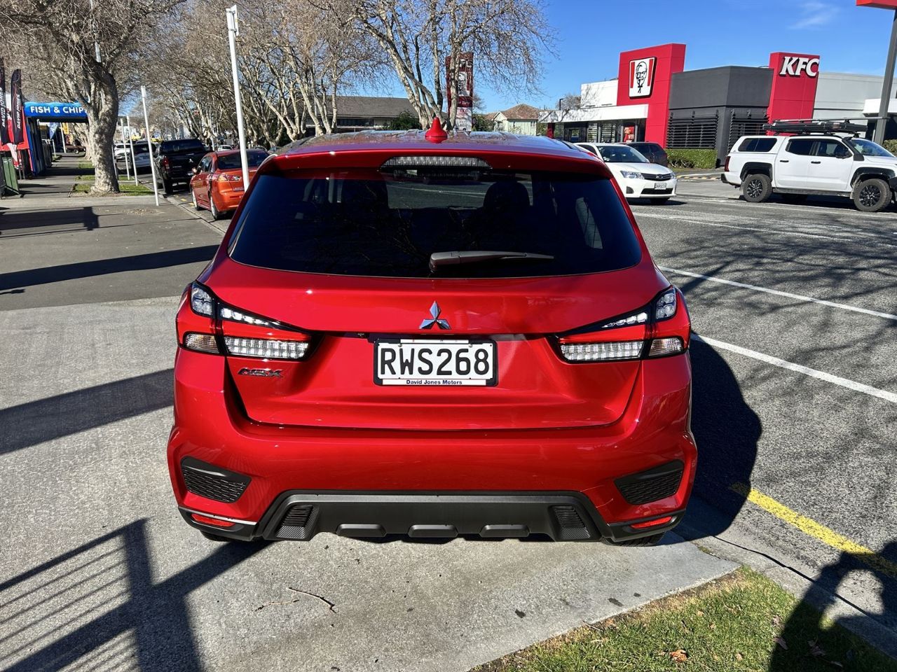 Vehicle image 5