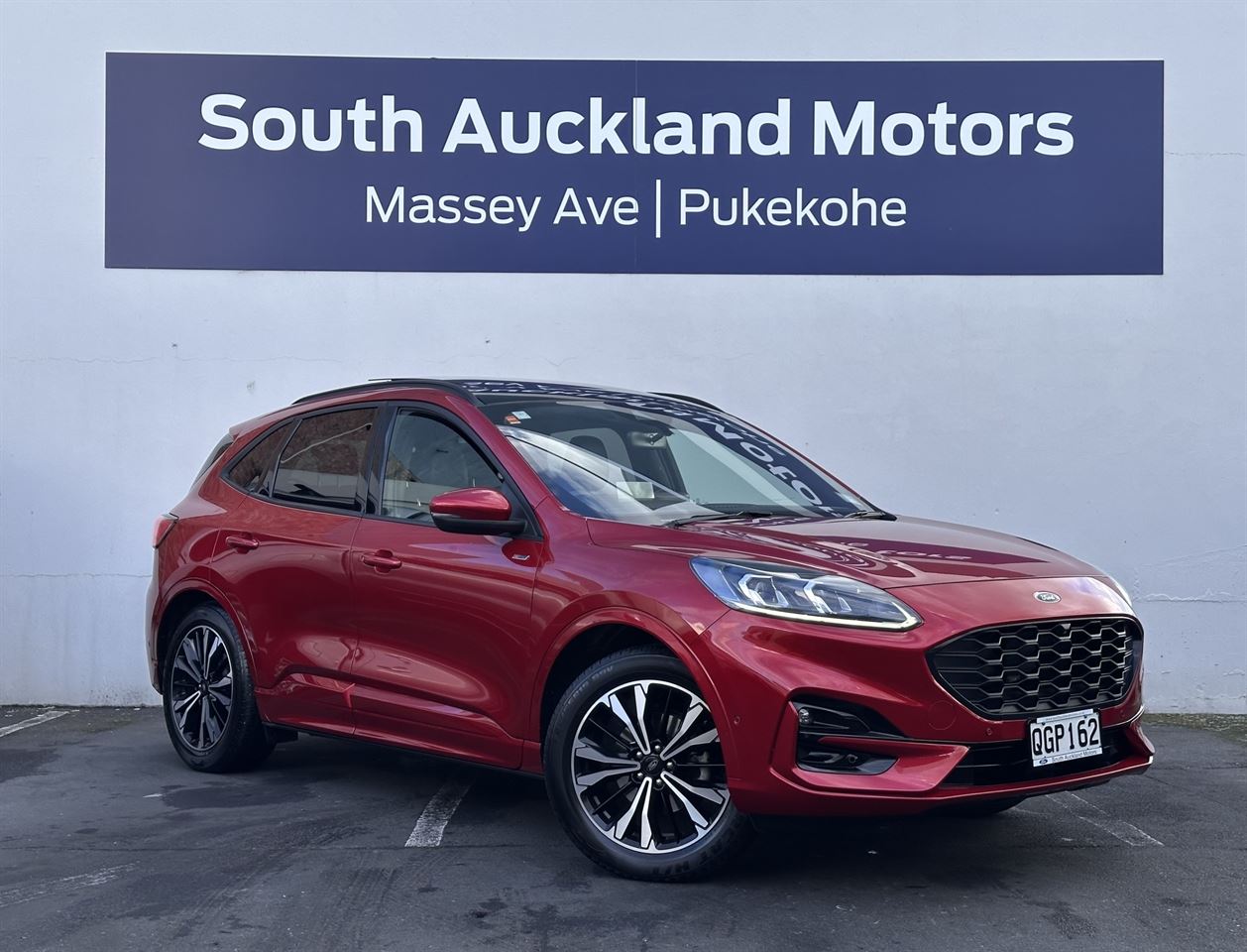 Vehicle image 3