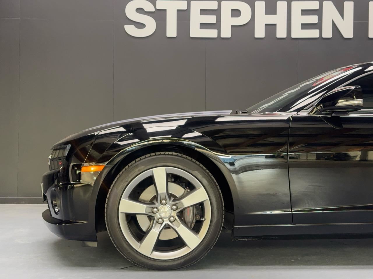 Vehicle image 3