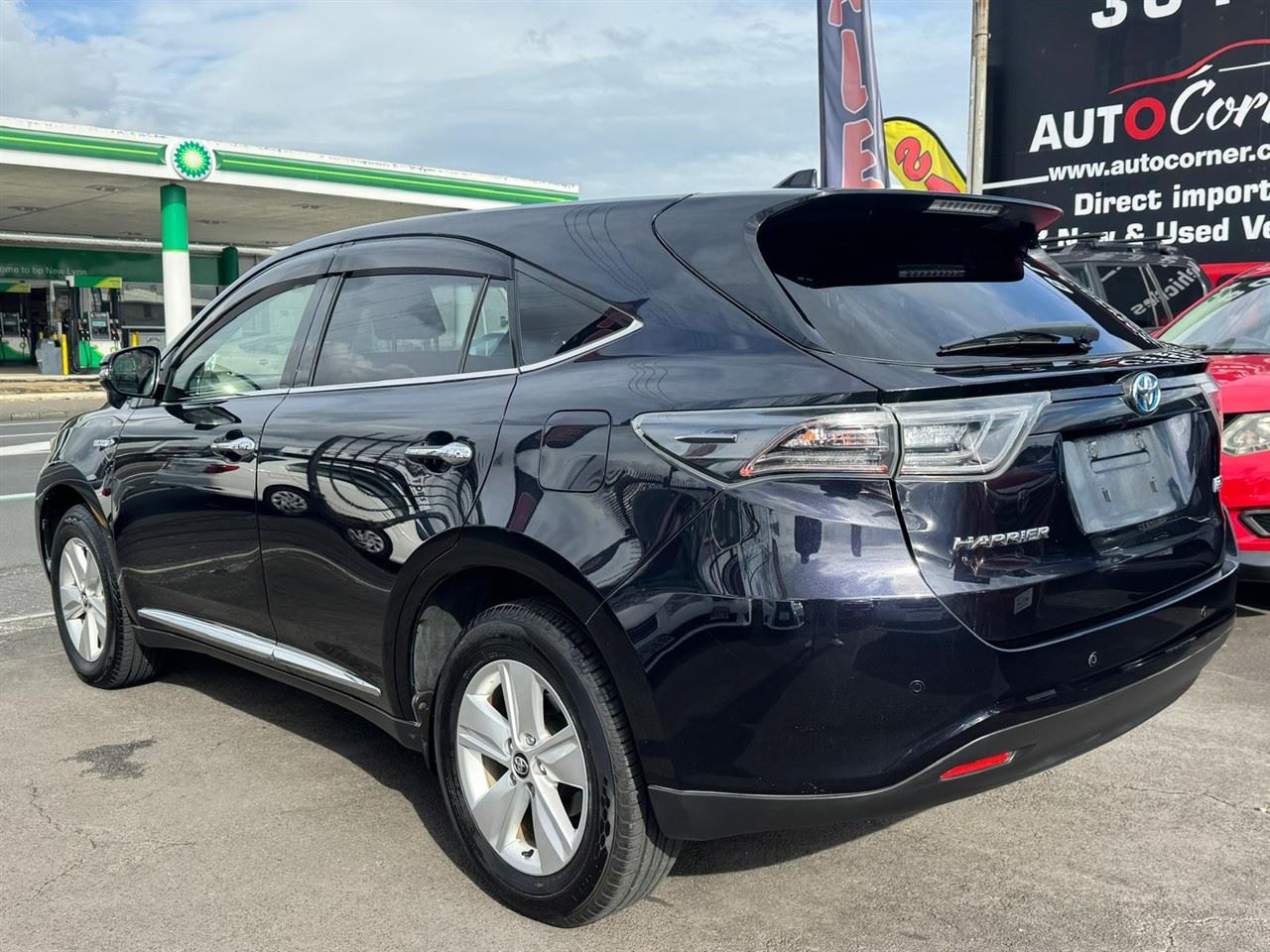 Vehicle image 2