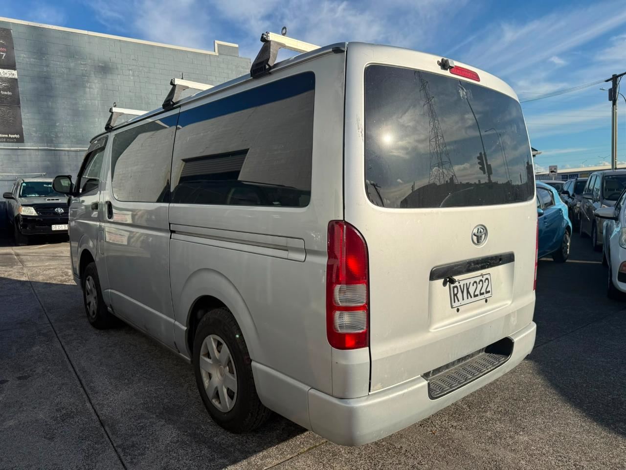 Vehicle image 3