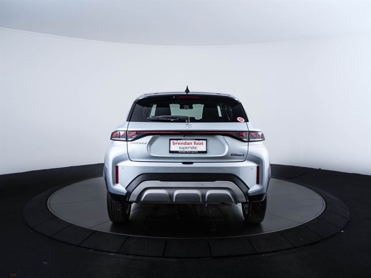 Vehicle image 4
