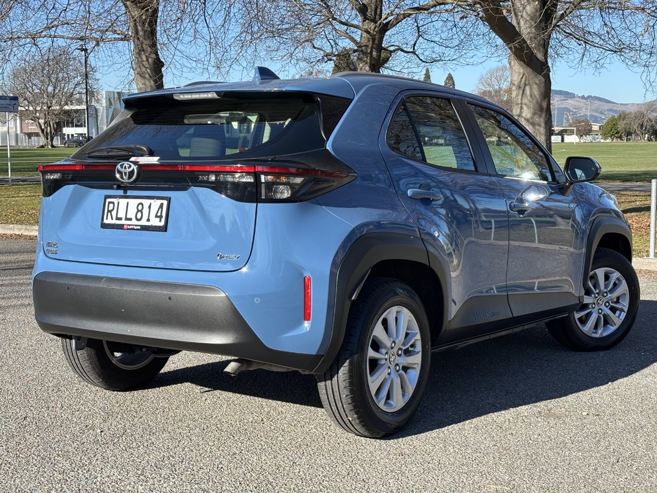 Vehicle image 5