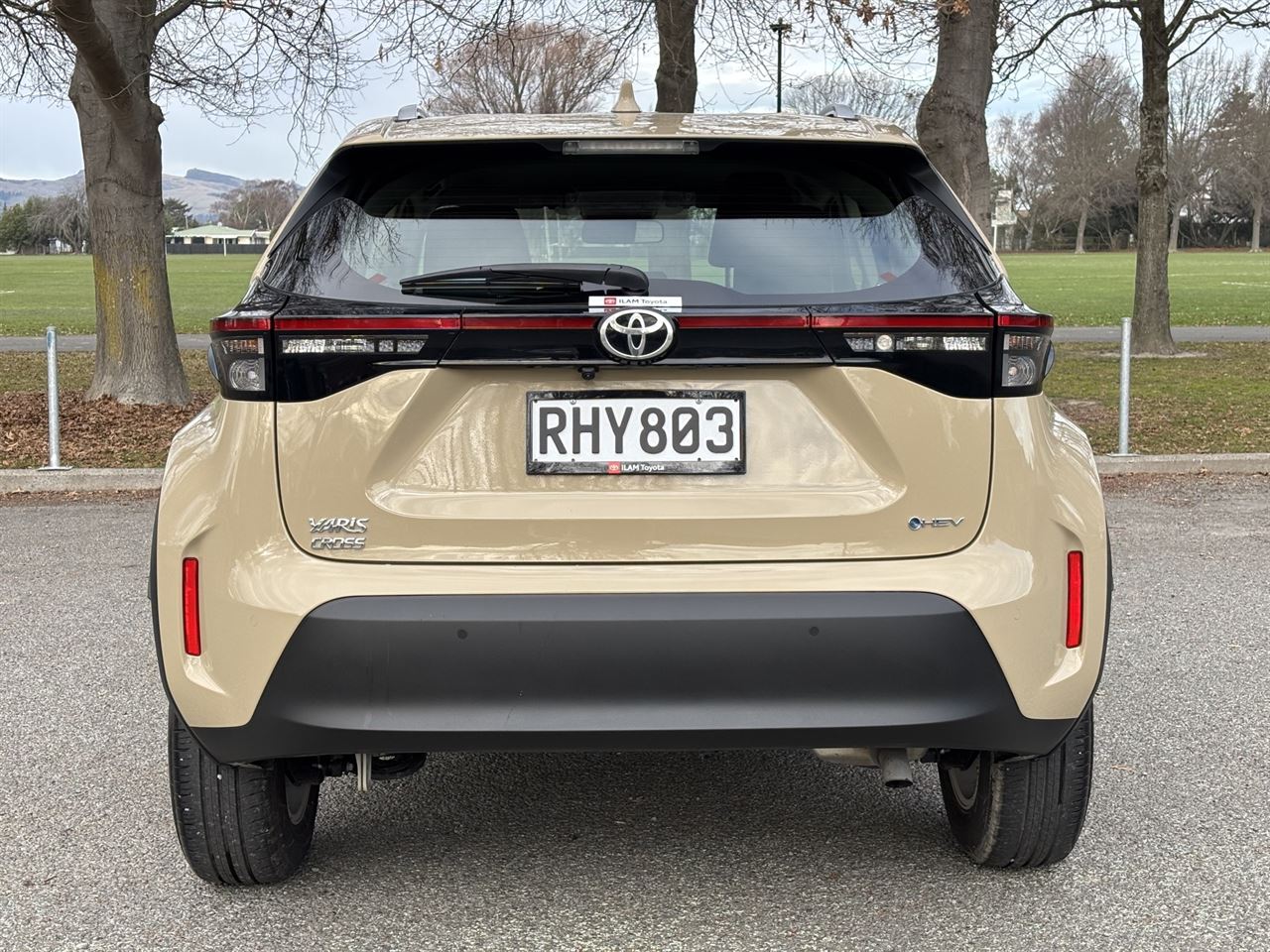 Vehicle image 4