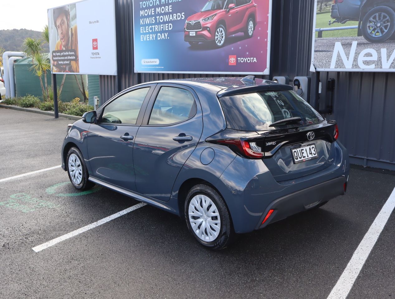 Vehicle image 2