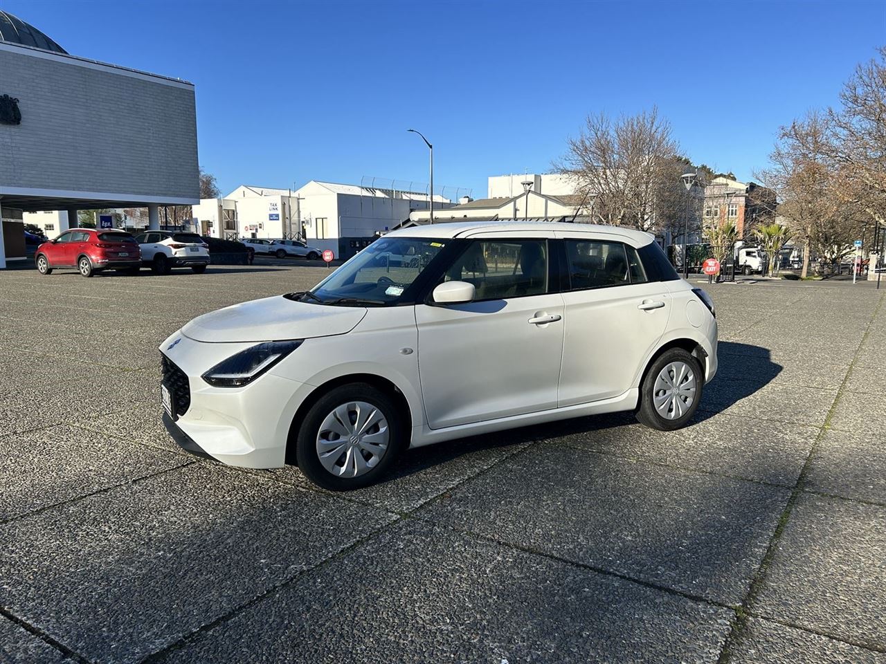 Vehicle image 3