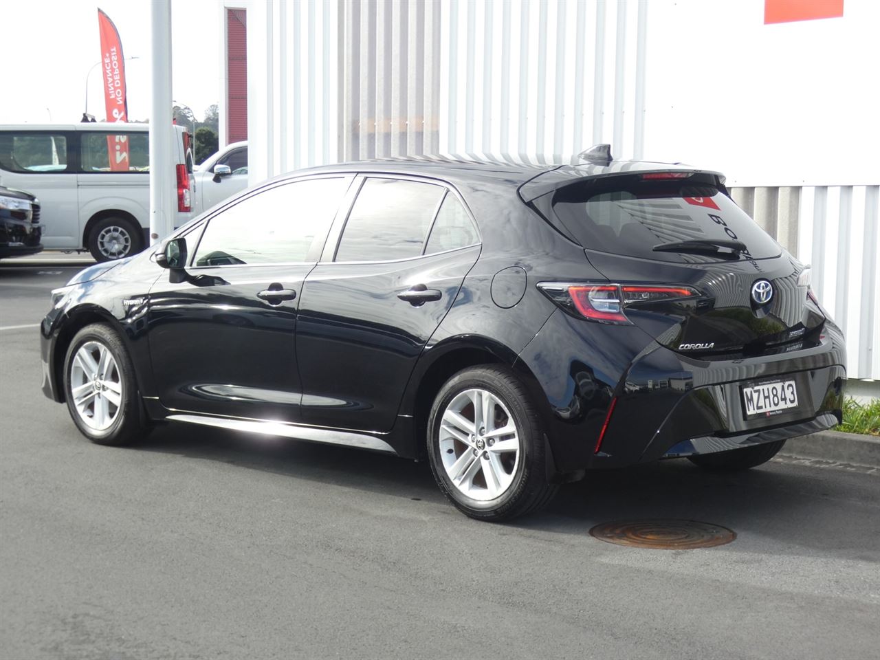 Vehicle image 5