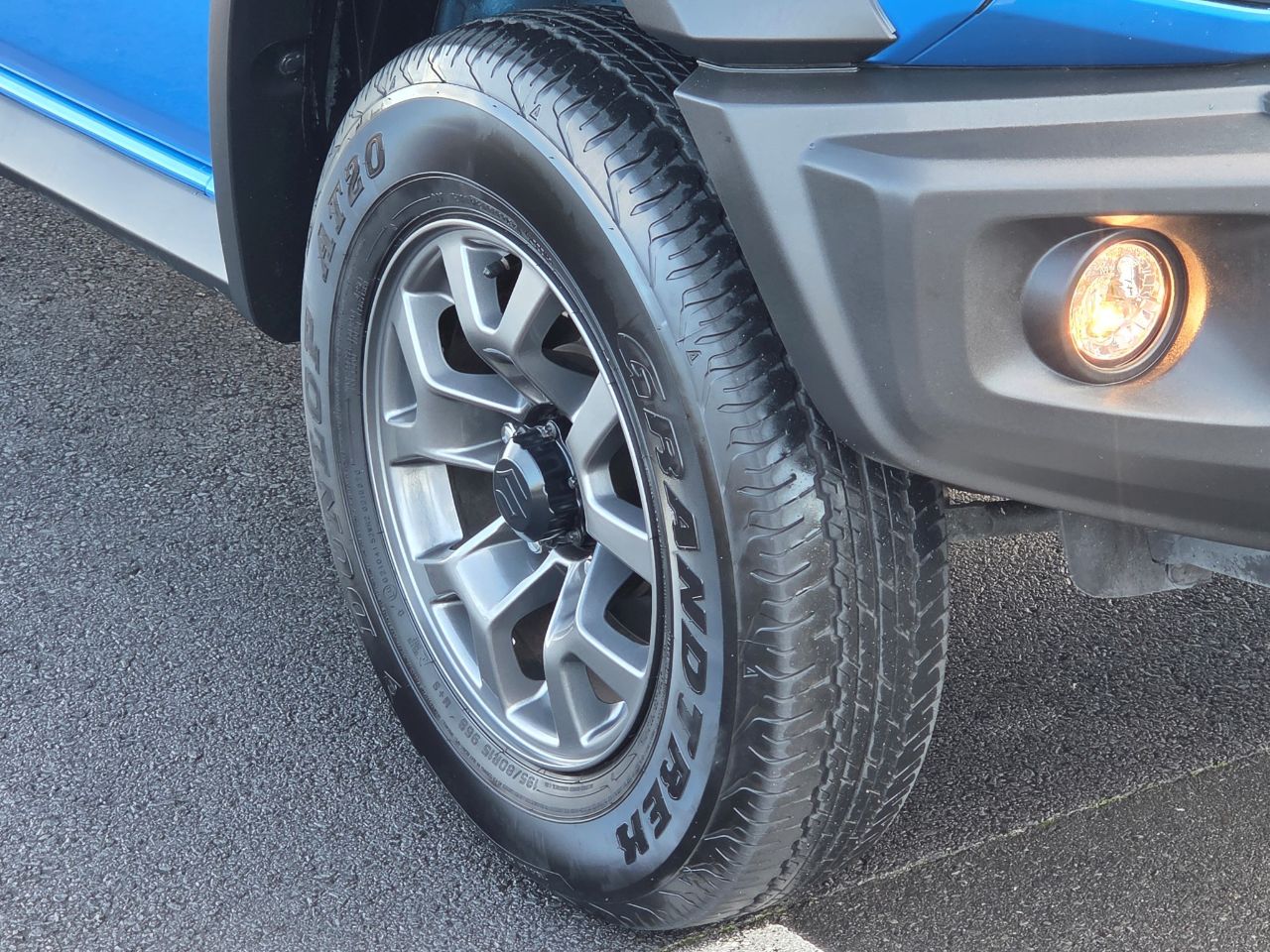 Vehicle image 2