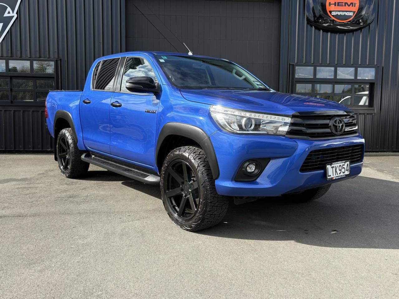 Vehicle image 1