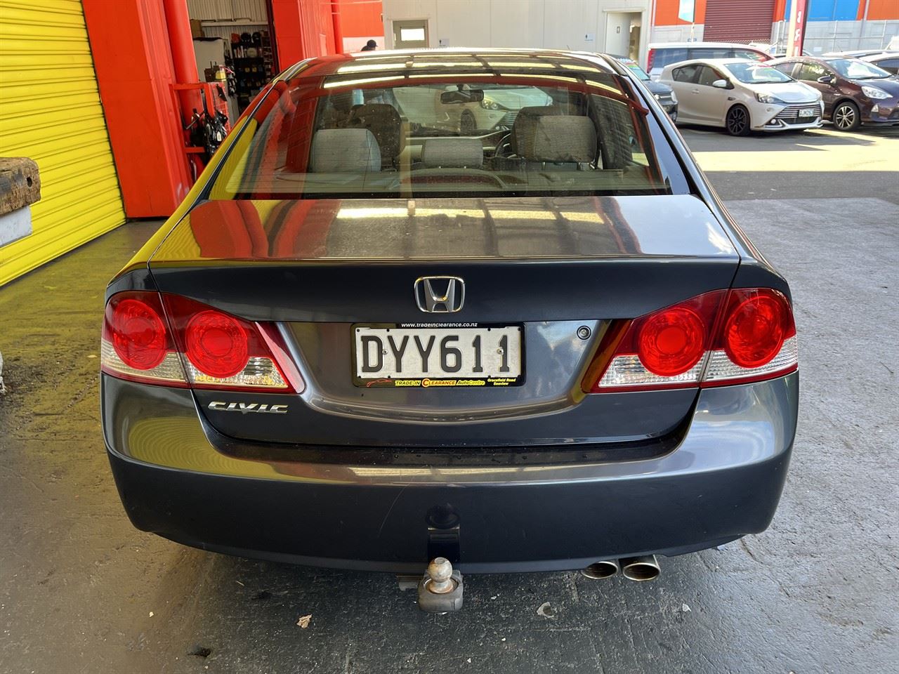Vehicle image 5