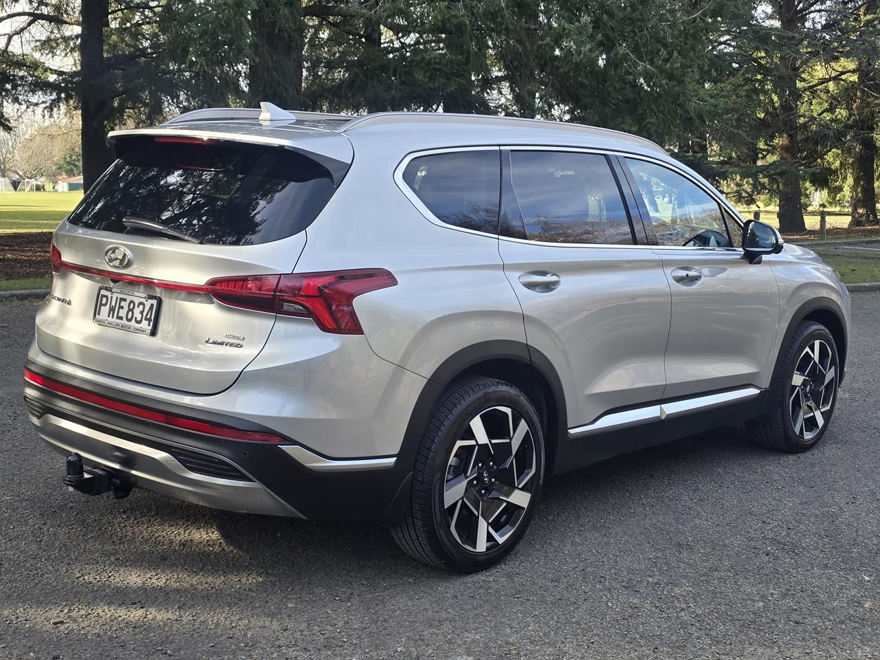 Vehicle image 5