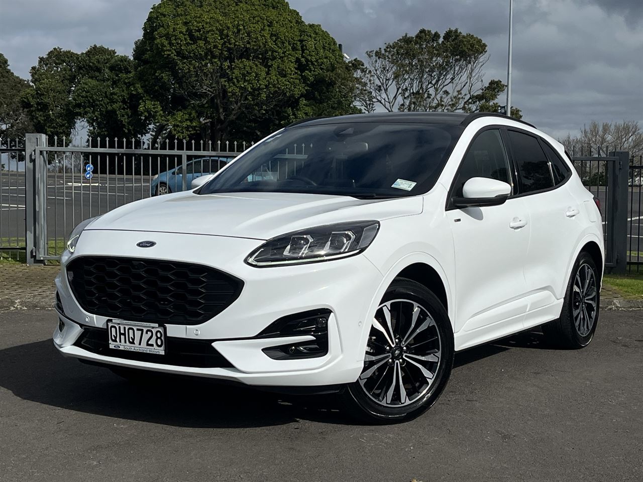 Vehicle image 1