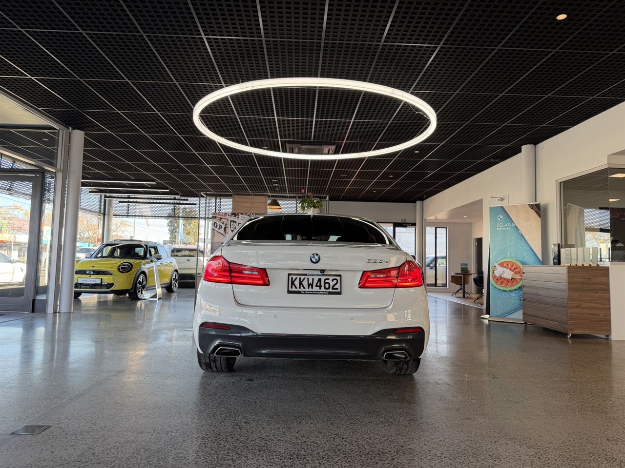 Vehicle image 5