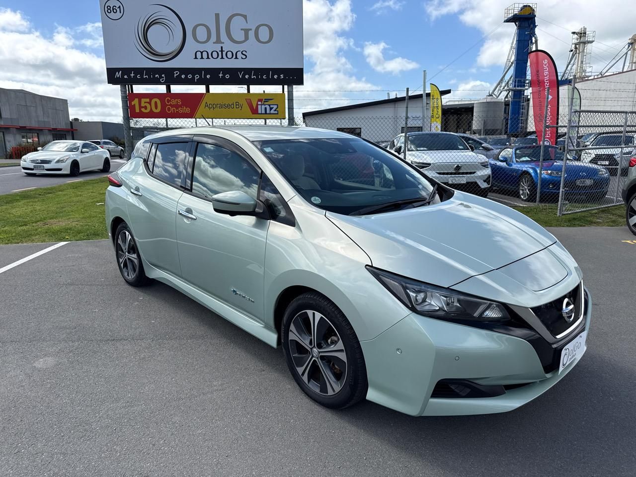 Vehicle image 2