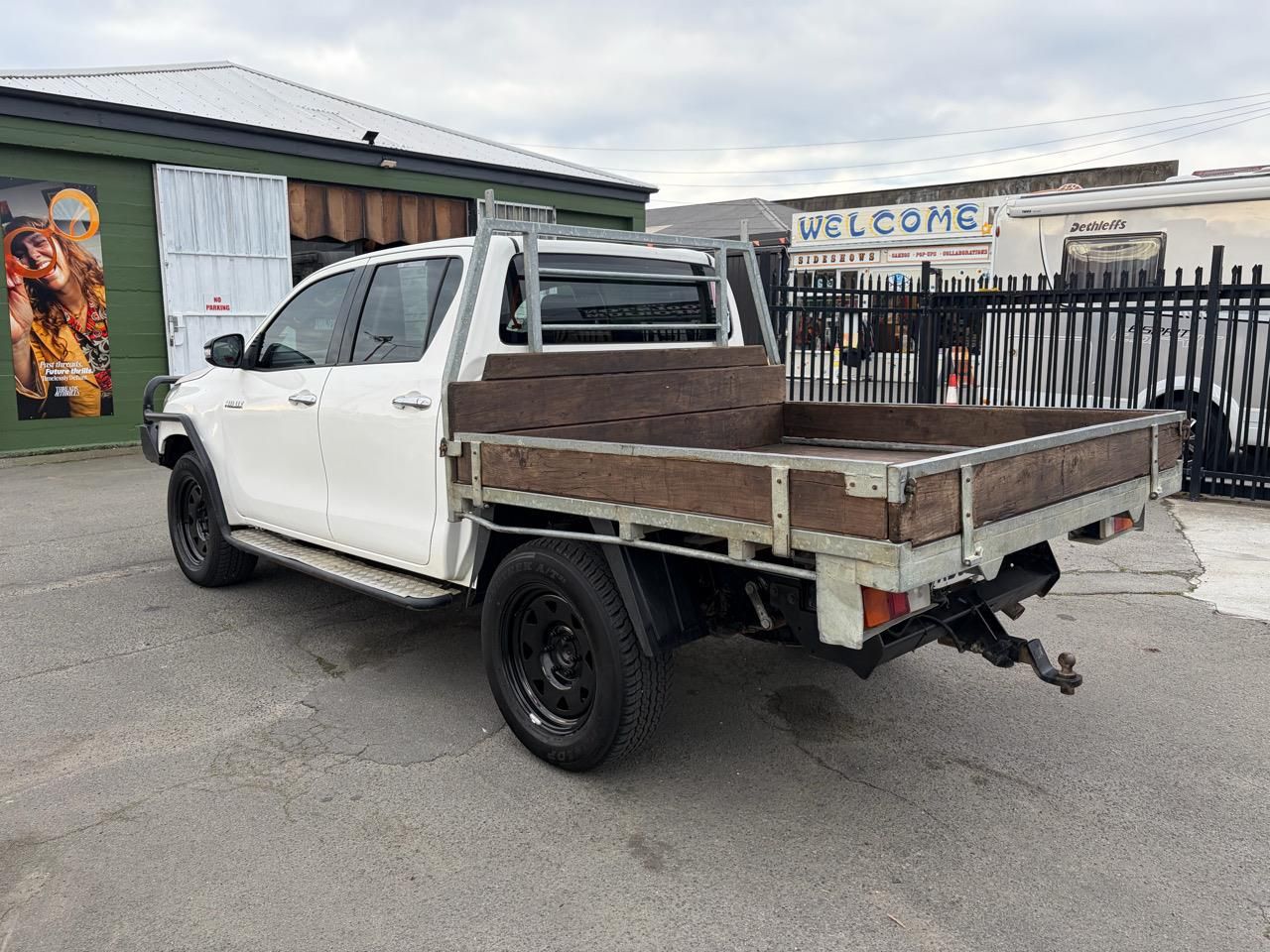 Vehicle image 3