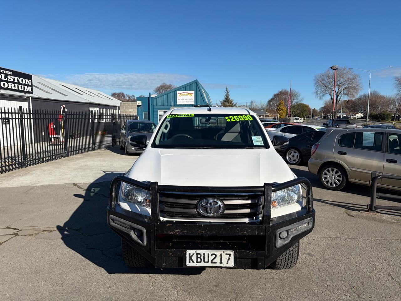 Vehicle image 4