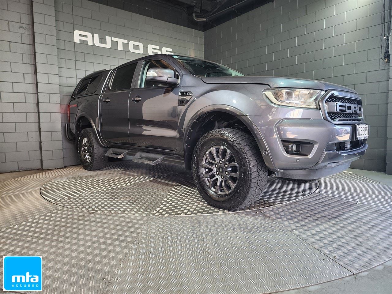 Vehicle image 5
