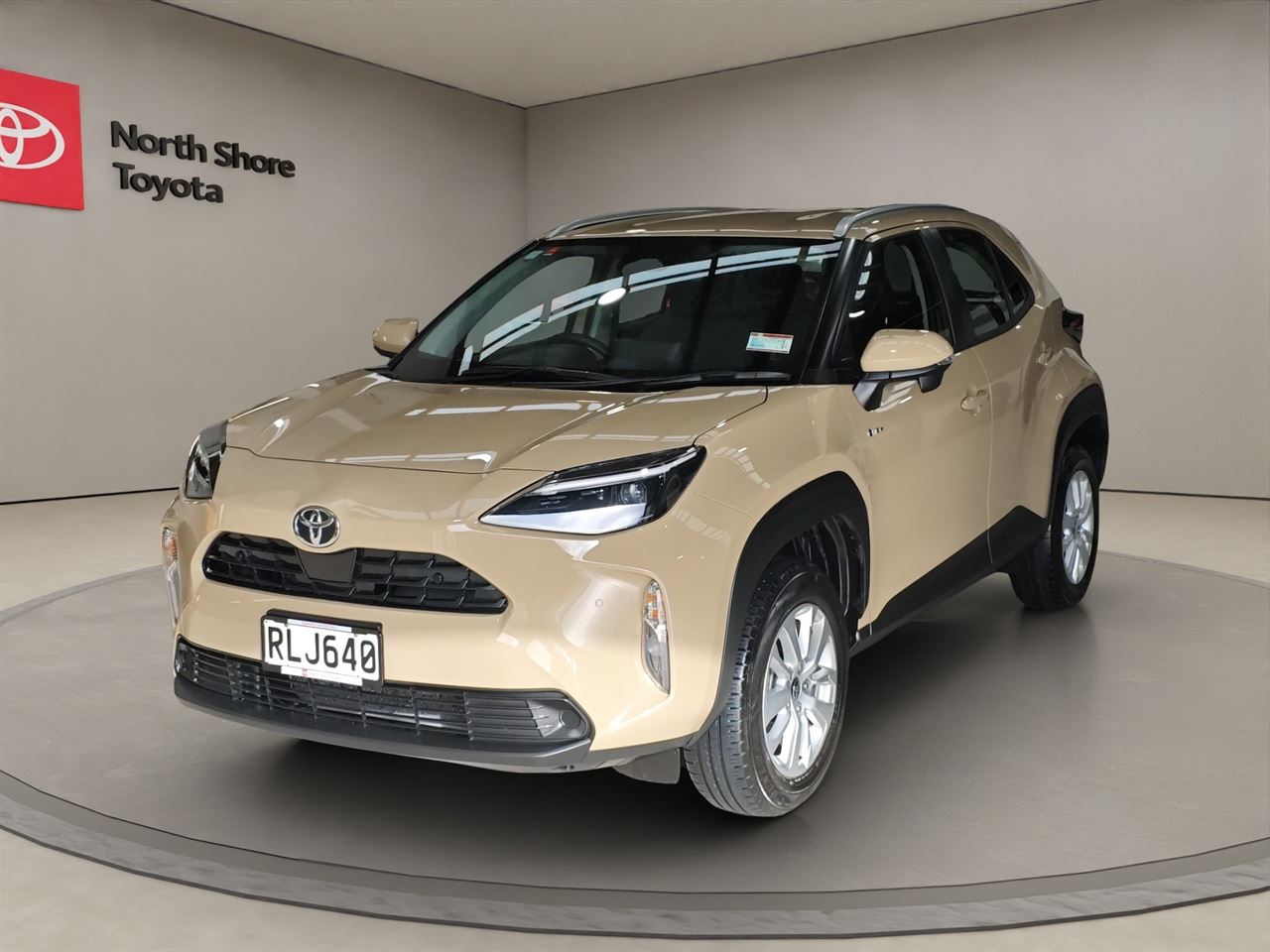 Vehicle image 3