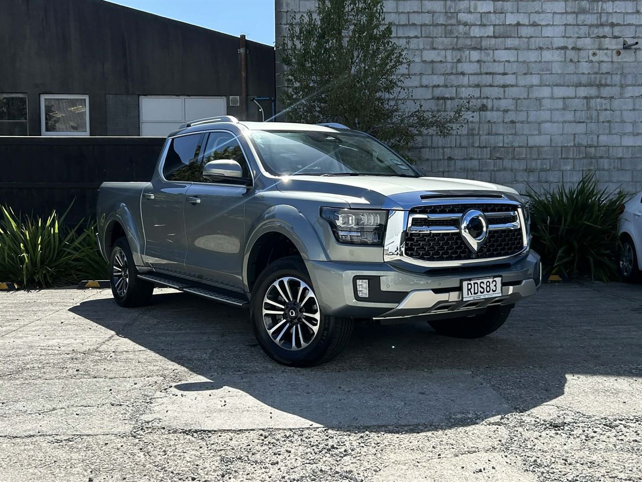 Vehicle image 1