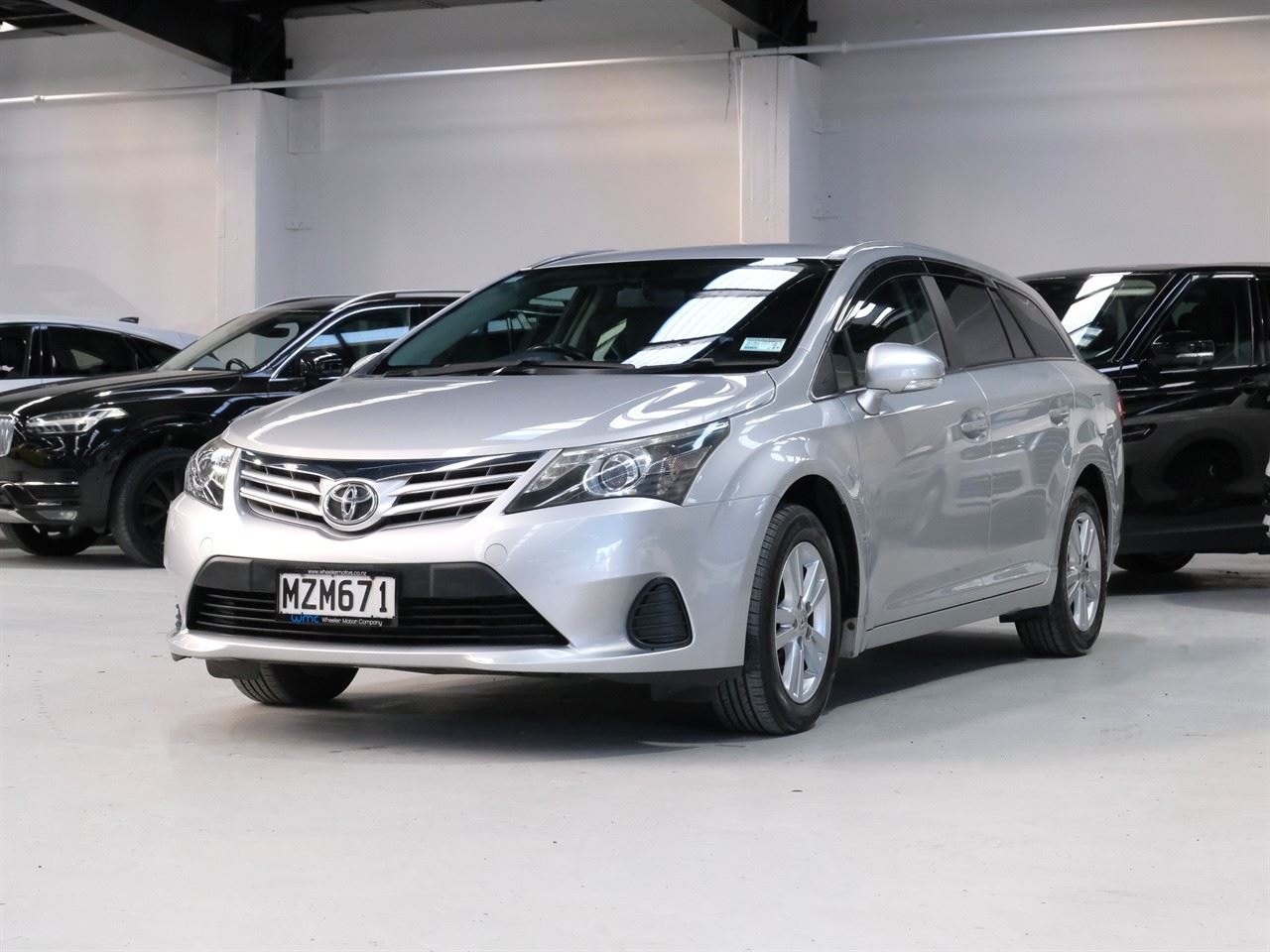 Vehicle image 4