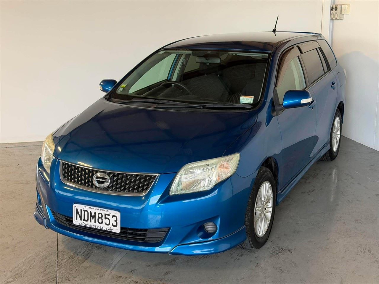 Vehicle image 3