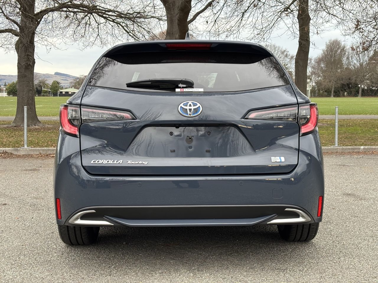 Vehicle image 4