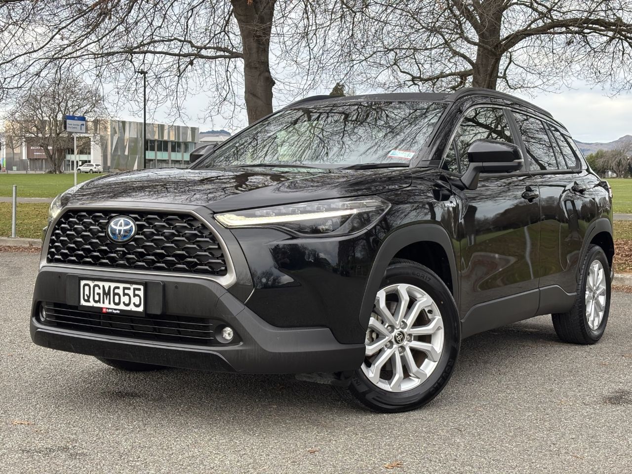 Vehicle image 3