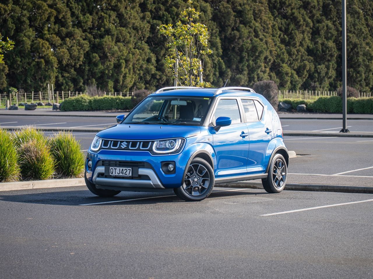 Vehicle image 1