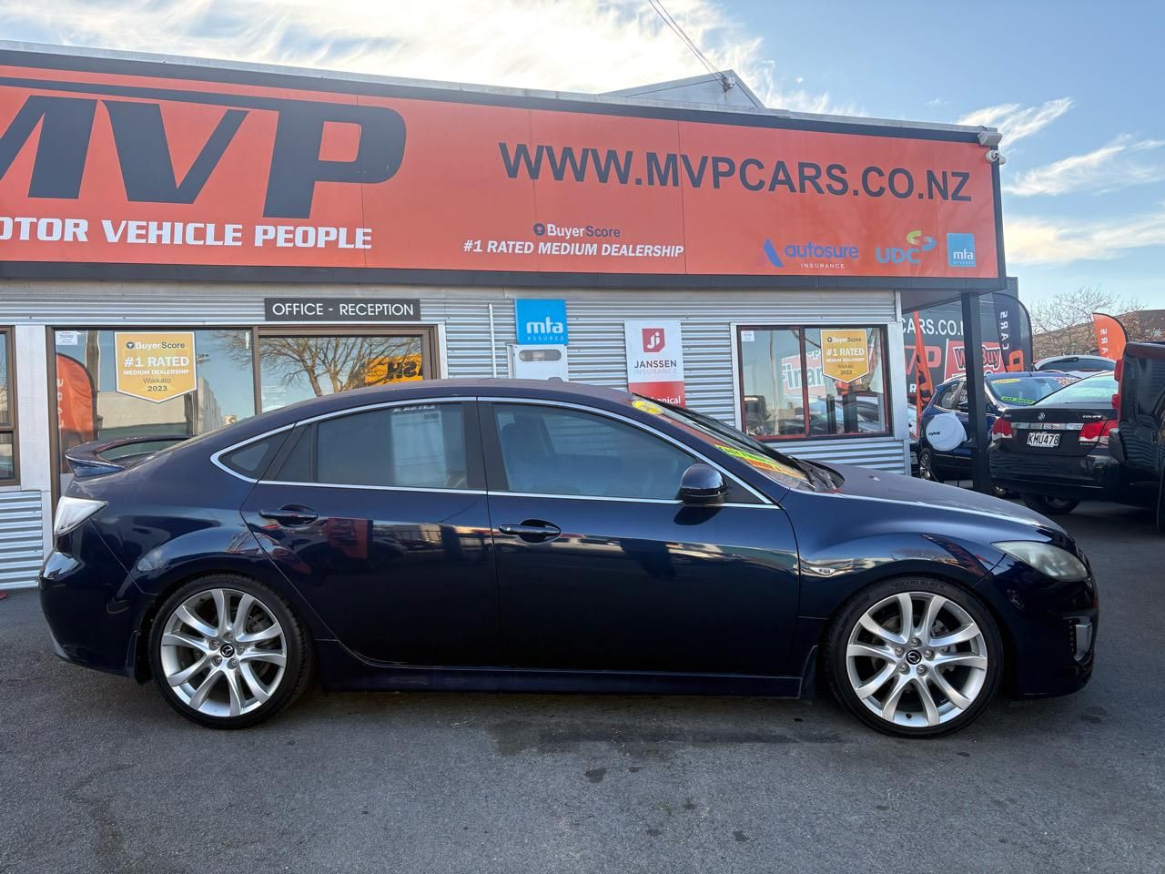 Vehicle image 3
