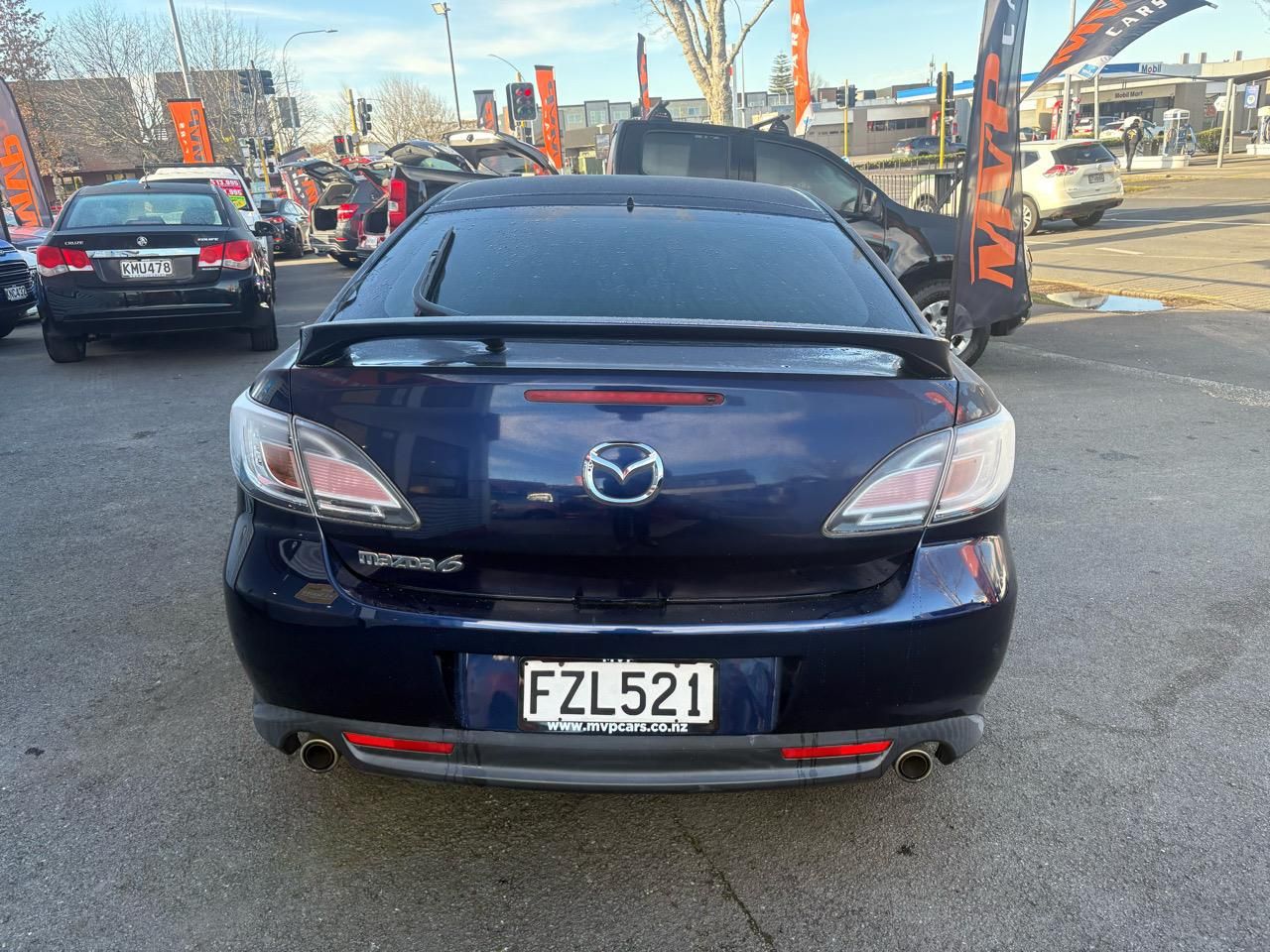 Vehicle image 5