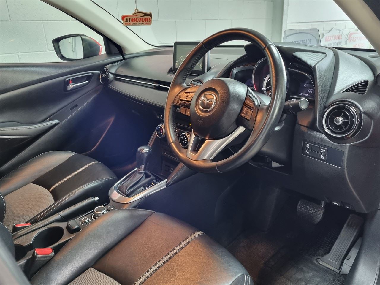 Vehicle image 3