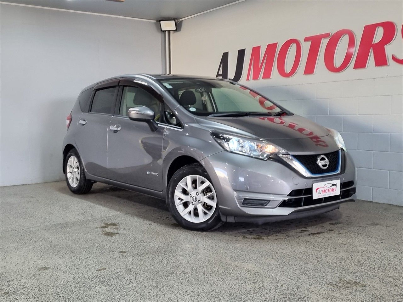 Vehicle image 1