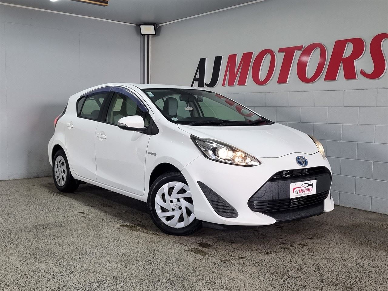 Vehicle image 1