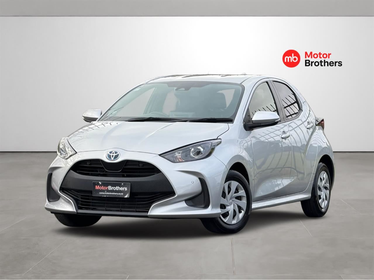 Vehicle image 3
